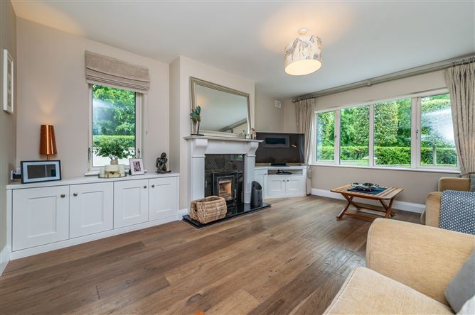https://photos-a.propertyimages.ie/media/3/1/7/5009713/05203da8-43d5-466c-8048-dbc0087ba049_l.jpg
