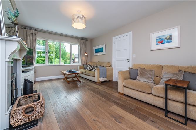 https://photos-a.propertyimages.ie/media/3/1/7/5009713/05203da8-43d5-466c-8048-dbc0087ba049_l.jpg