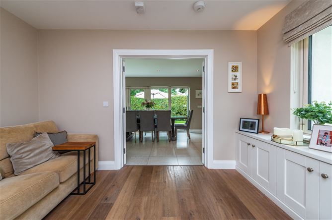 https://photos-a.propertyimages.ie/media/3/1/7/5009713/05203da8-43d5-466c-8048-dbc0087ba049_l.jpg