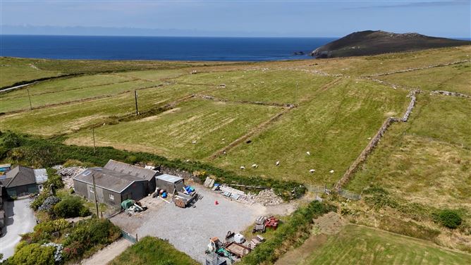 Photo 26 of 40 — Carhoo, Dunquin, Kerry
