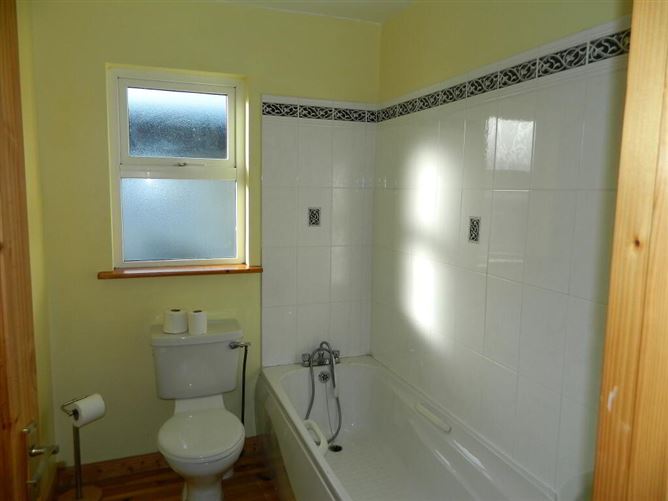 6 Beal Na Leice, Keshcarrigan, Leitrim, Leitrim