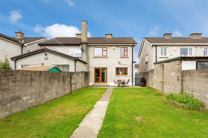 9 Hillcrest Walk, Lucan, Dublin