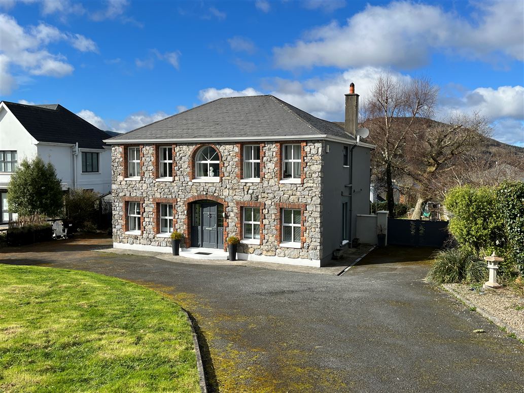 23 Lakelands, Cullenagh, Ballina, Tipperary Harry Brann Auctioneers