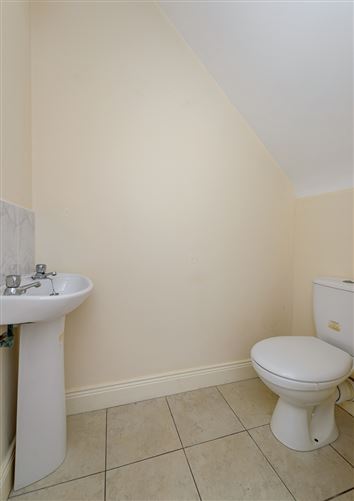 76 Knightsbrook Crescent, Trim, Meath