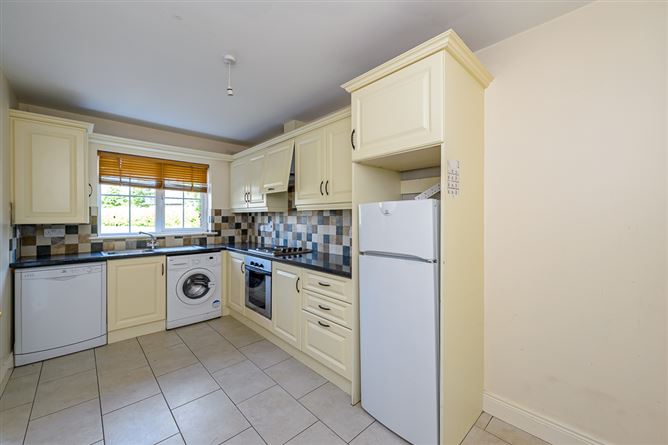 76 Knightsbrook Crescent, Trim, Meath