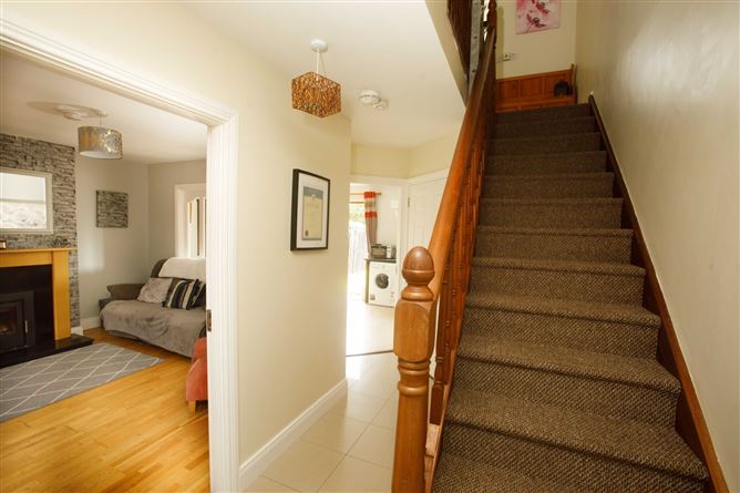 8 Tochar View, Causeway, Co. Kerry