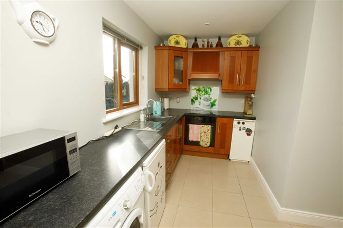 8 Tochar View, Causeway, Co. Kerry