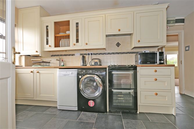 10 Strand Court, O' Callaghan Strand, Limerick