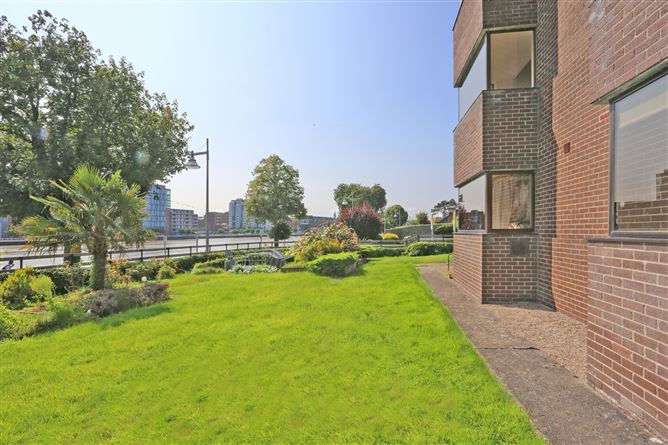 10 Strand Court, O' Callaghan Strand, Limerick