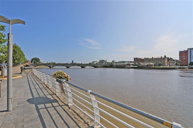 10 Strand Court, O' Callaghan Strand, Limerick
