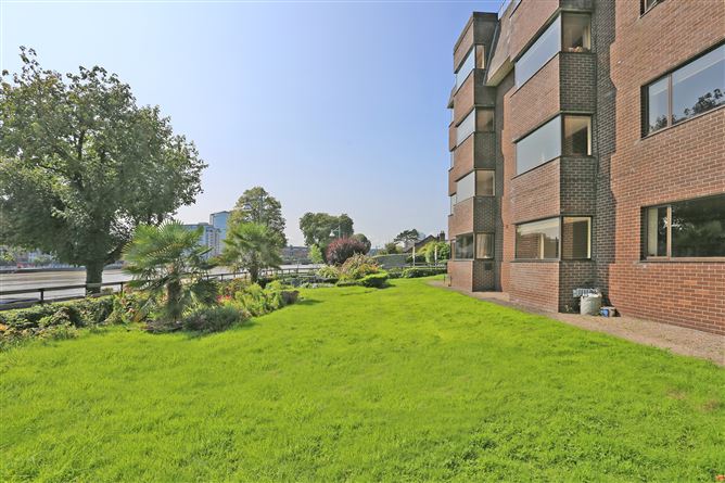 10 Strand Court, O' Callaghan Strand, Limerick