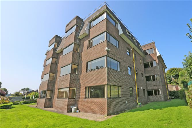 10 Strand Court, O' Callaghan Strand, Limerick