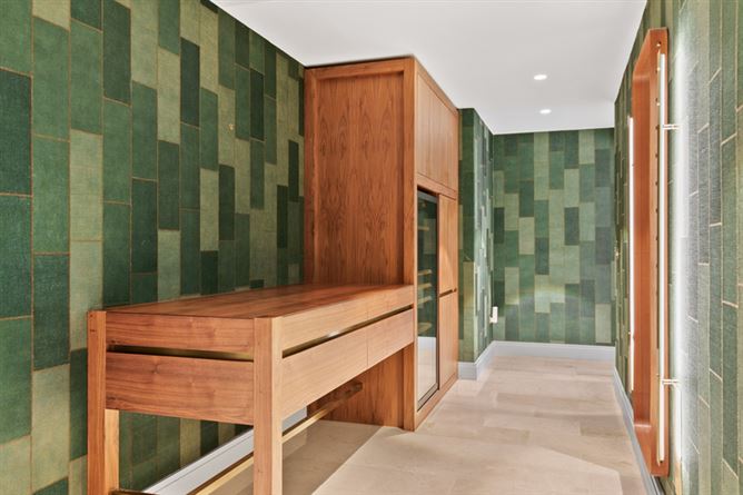 65 Shrewsbury Square Dublin 4, Dublin 4, Dublin