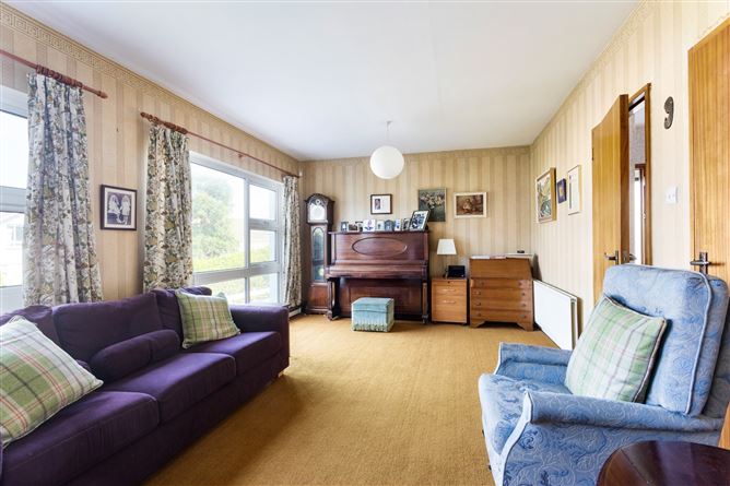 23 Hainault Drive, Foxrock, Dublin 18