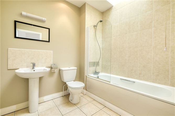 20 Tarmon Harbour, Tarmonbarry, Co. Roscommon