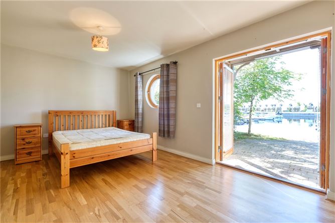20 Tarmon Harbour, Tarmonbarry, Co. Roscommon