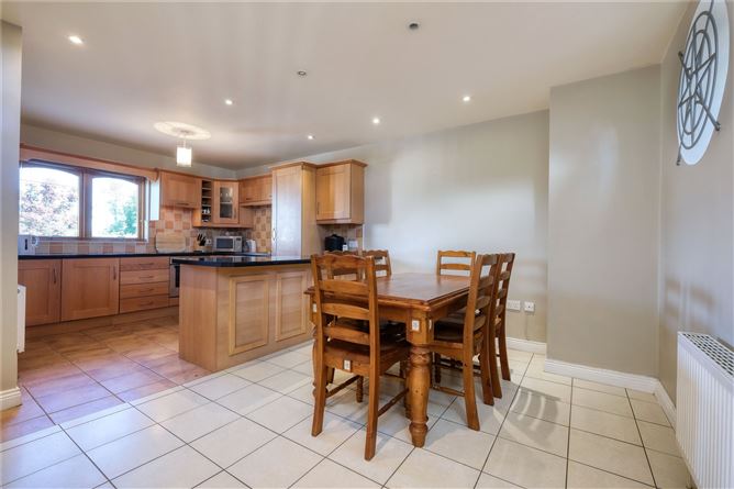 20 Tarmon Harbour, Tarmonbarry, Co. Roscommon