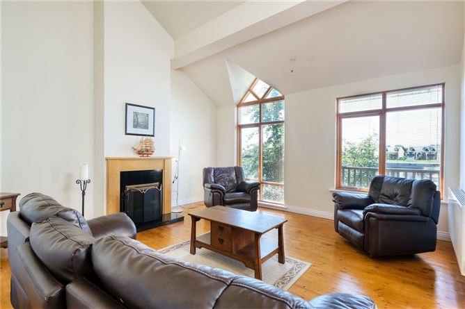 20 Tarmon Harbour, Tarmonbarry, Co. Roscommon