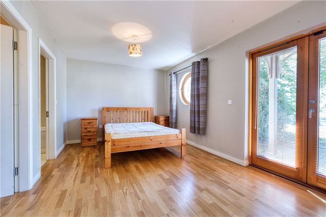 20 Tarmon Harbour, Tarmonbarry, Co. Roscommon