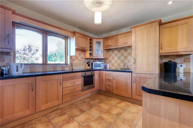 20 Tarmon Harbour, Tarmonbarry, Co. Roscommon