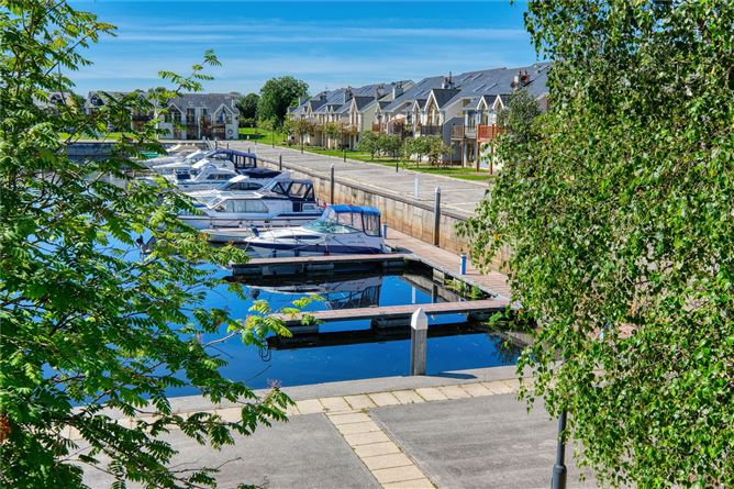 20 Tarmon Harbour, Tarmonbarry, Co. Roscommon