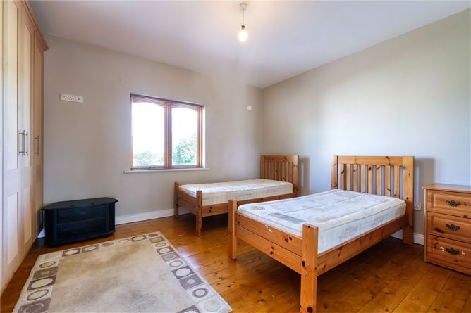 20 Tarmon Harbour, Tarmonbarry, Co. Roscommon