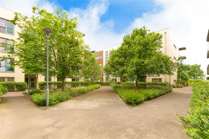 38 Cloonlara Square, Phoenix Park Racecourse, Castleknock, Dublin 15
