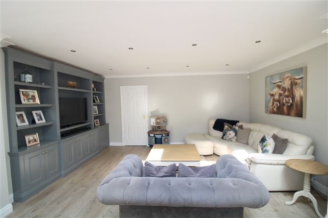 67 Park Drive Avenue, Castleknock,   Dublin 15