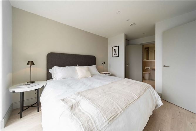 Photo 18 of 20 — 2 Bedroom Apartment, Shore Club, Beach Road, Sandymount, Dublin 4