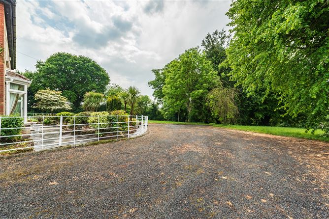 Riverview House, Carlow Road, Athy, Kildare