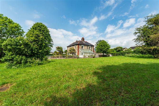 Riverview House, Carlow Road, Athy, Kildare