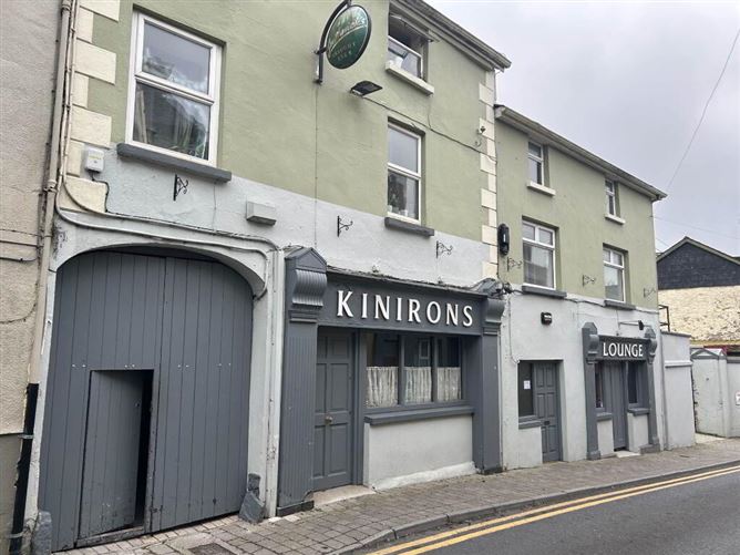 Kiniron`s Lounge And Restaurant, Rosemary Street, Roscrea, Tipperary