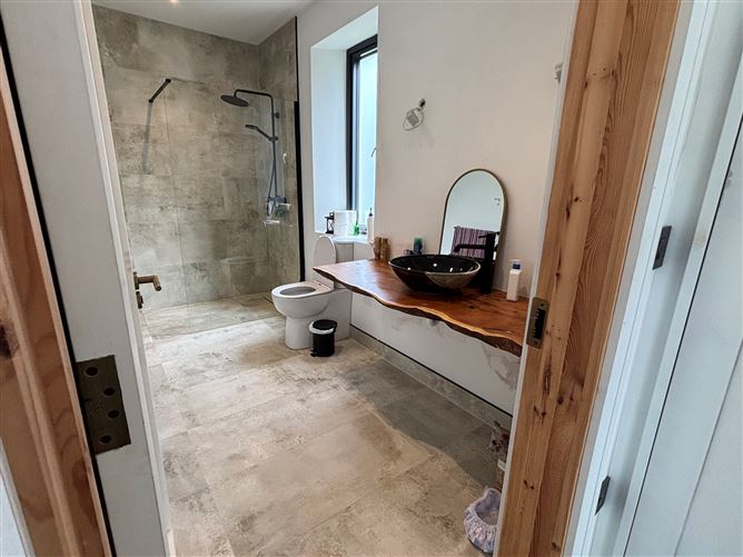 Bective Abbey Hideaway,Vacation Rental in Meath, Ireland