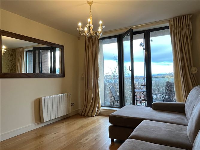 12 Burnell Square, Northern Cross, Dublin 17 Stuart McDonnell