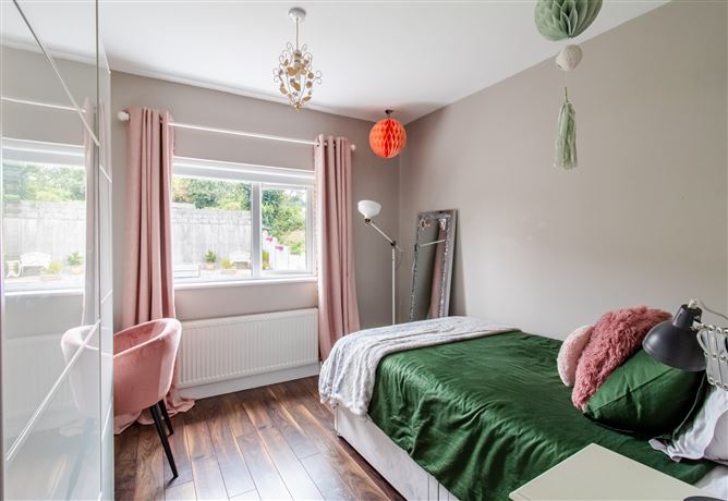 100 Ashmount Court , Silversprings , Tivoli, Cork