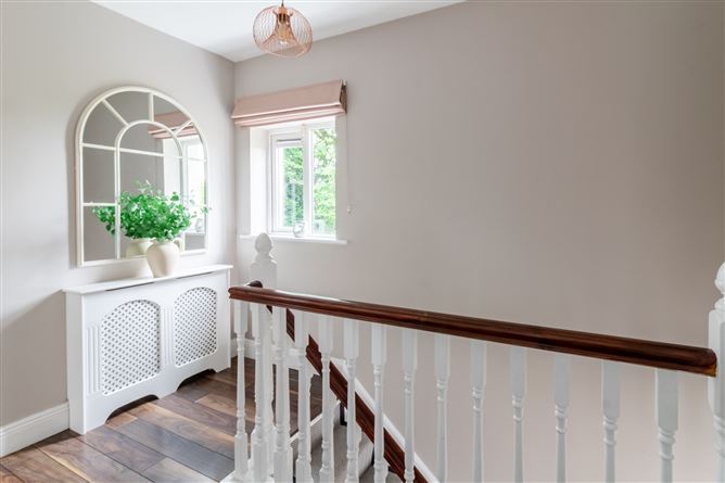 100 Ashmount Court , Silversprings , Tivoli, Cork