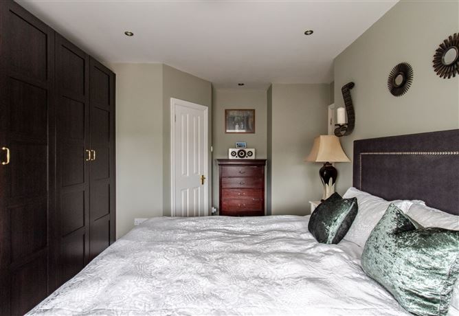 100 Ashmount Court , Silversprings , Tivoli, Cork