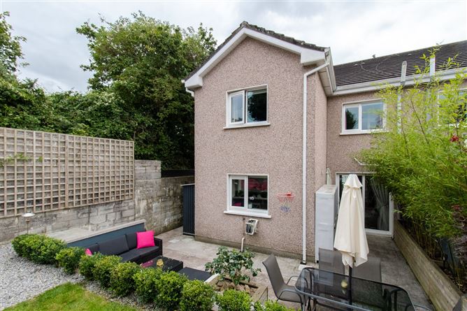 100 Ashmount Court , Silversprings , Tivoli, Cork