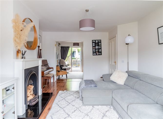 100 Ashmount Court , Silversprings , Tivoli, Cork