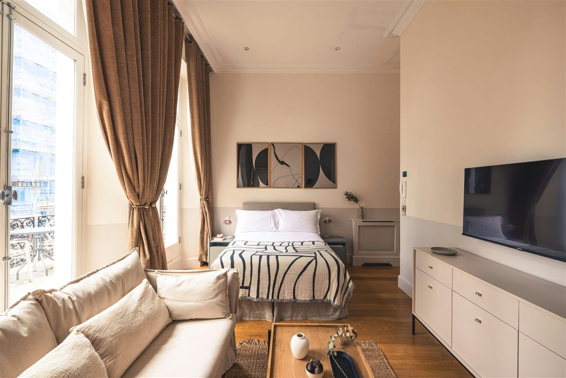 Mocha Cream,London,Greater London,United Kingdom