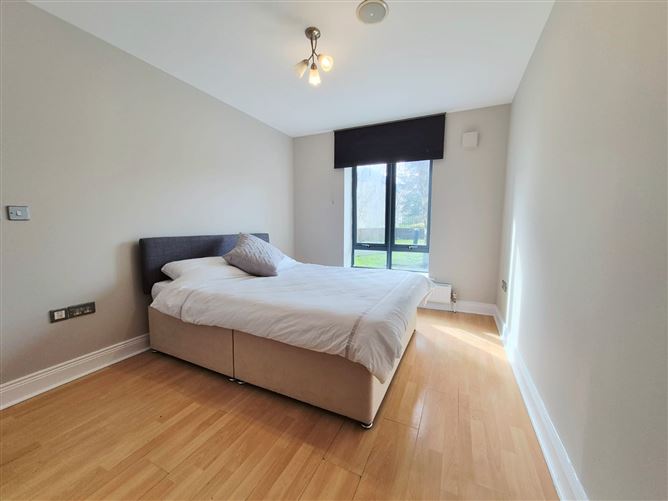 106 The Falcon, Jacobs Island, Blackrock, Cork