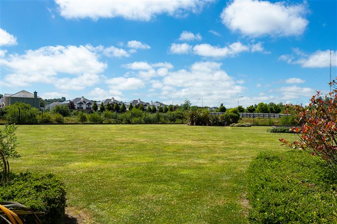 106 The Falcon, Jacobs Island, Blackrock, Cork