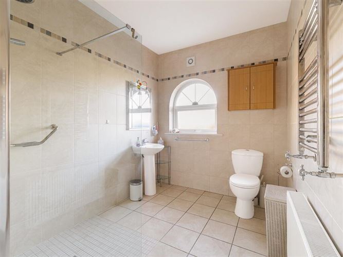 Castle Lawn, Clogrennane, Carlow