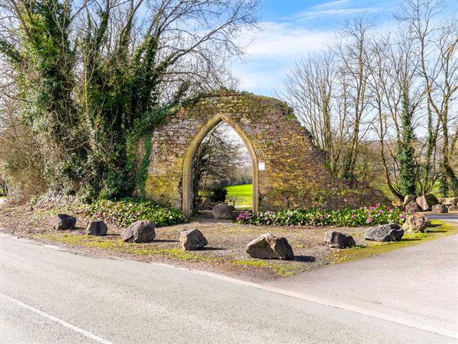 Castle Lawn, Clogrennane, Carlow