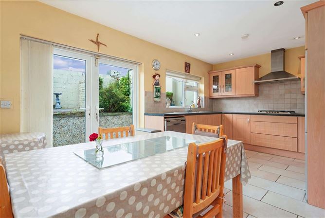 Photo 13 of 45 — 36 Glenties Park, Finglas, Dublin 11, D11 C7X2