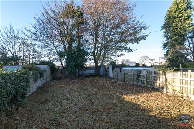 76 Willow Park, Athlone, Co. Westmeath.