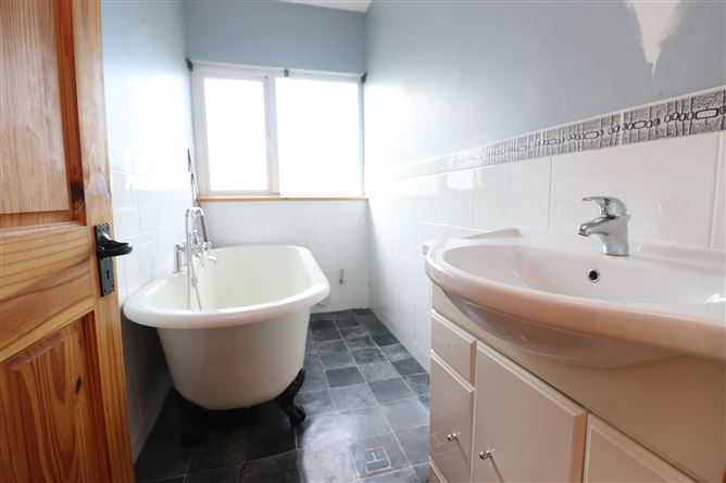 7 Maple Court, Bailieborough, Cavan
