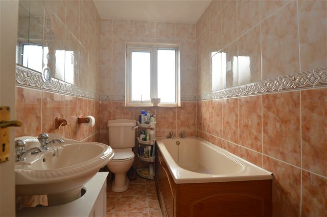 12 Harleywood, Deanrock, Togher, Cork