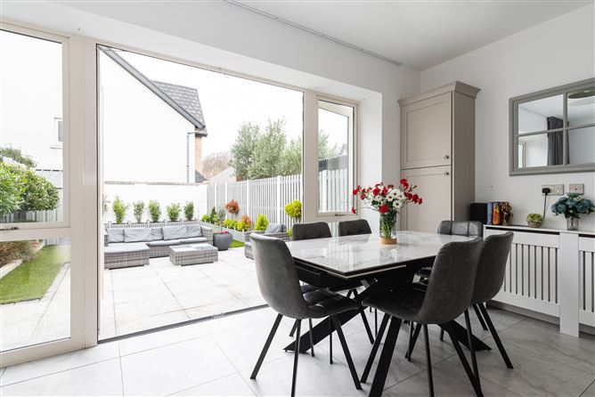 38 Bishops Gate, Kilternan, Dublin 18