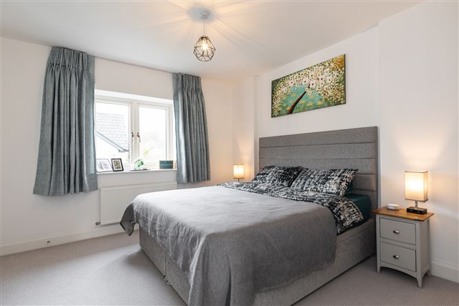 38 Bishops Gate, Kilternan, Dublin 18